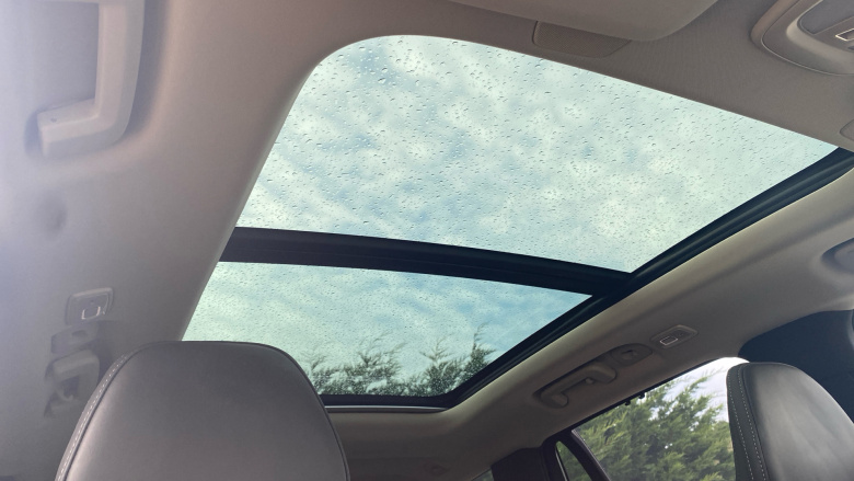 Volvo XC90 2.0 B5P [250] Ultra Dark 5dr AWD Geartronic Petrol Estate